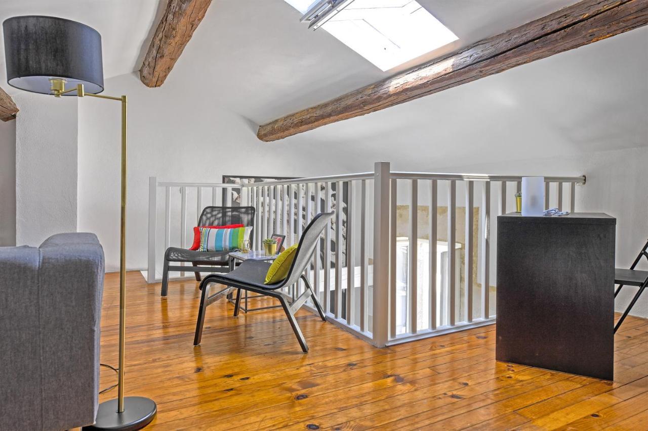 Appartement Romanite Nimes Exterior photo